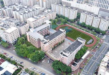 阳江市江城第十四小学